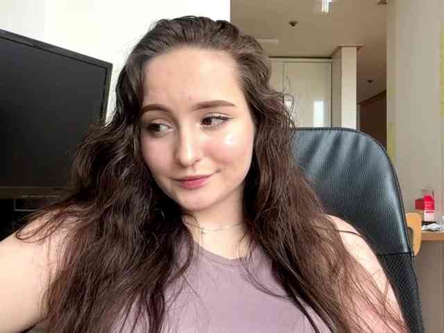 EmillyCarte webcam