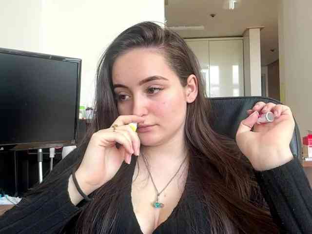 EmillyCarte webcam