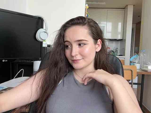 EmillyCarte webcam