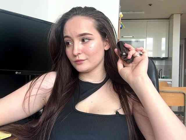 EmillyCarte webcam