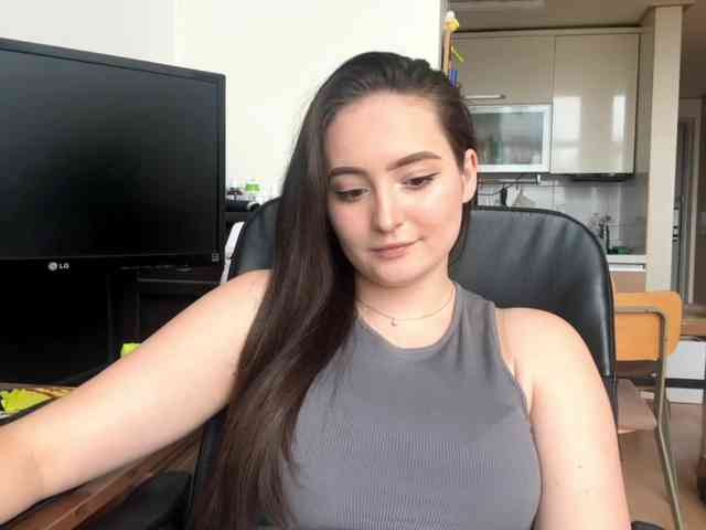 EmillyCarte webcam