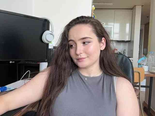 EmillyCarte webcam