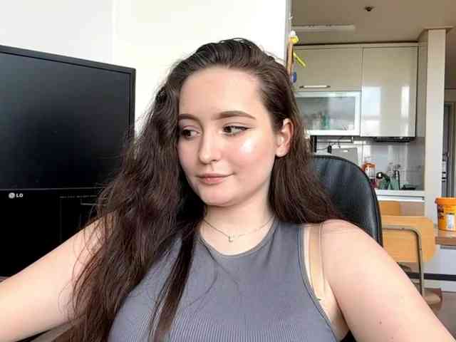 EmillyCarte webcam