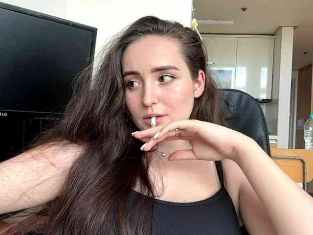 EmillyCarte webcam