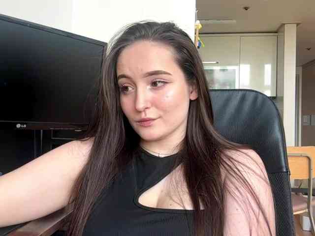 EmillyCarte webcam