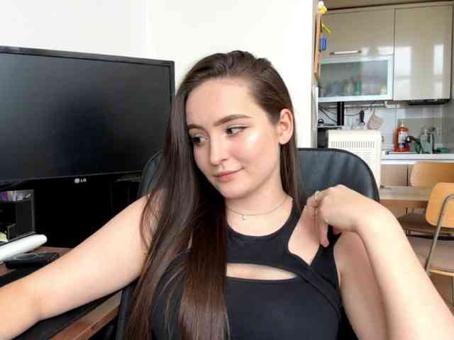 EmillyCarte webcam