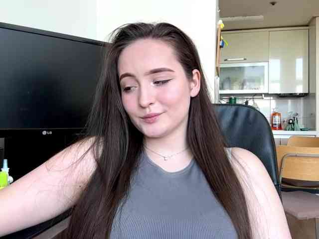 EmillyCarte webcam