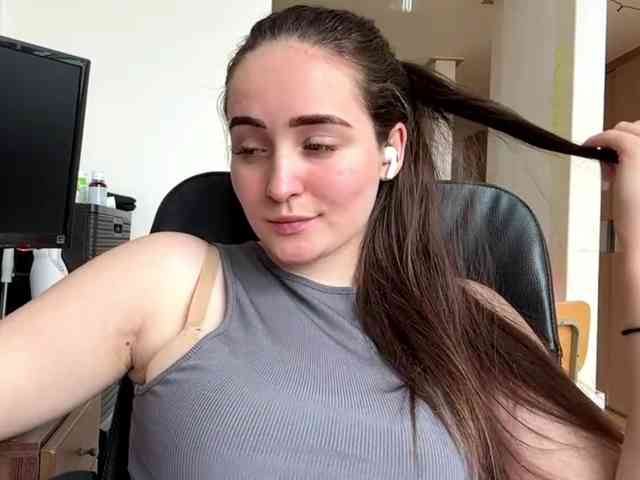 EmillyCarte webcam