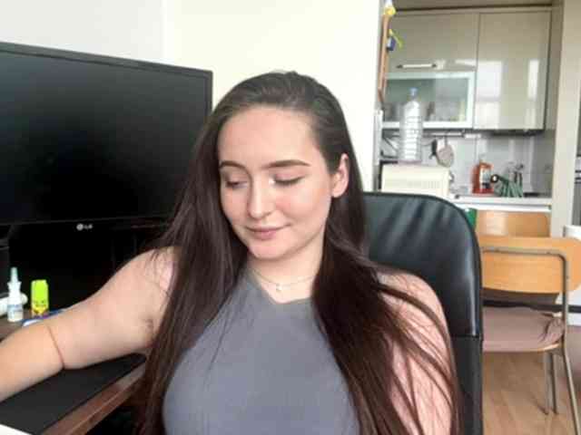 EmillyCarte webcam