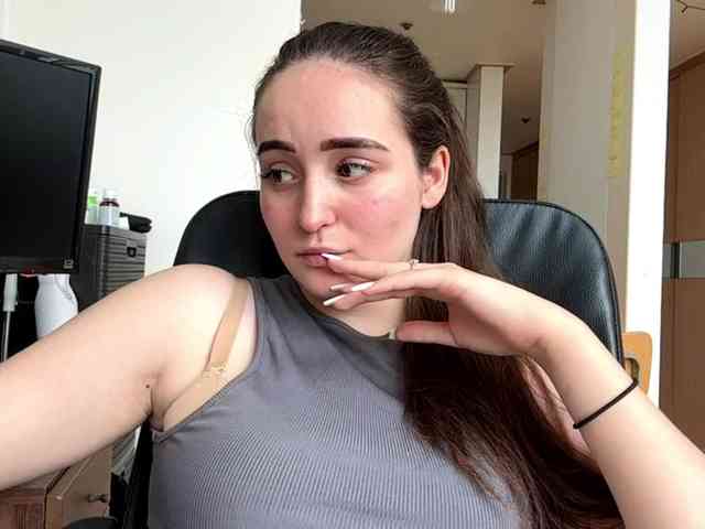 EmillyCarte webcam