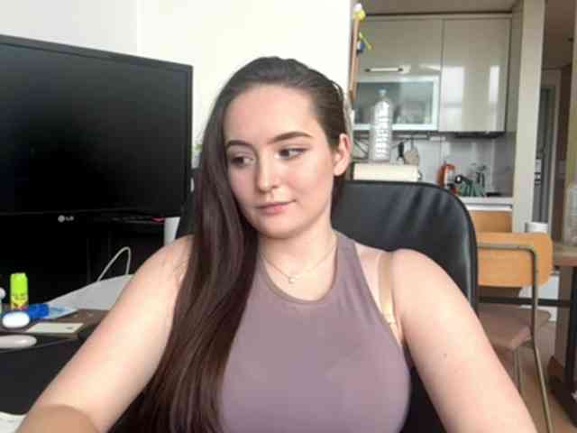 EmillyCarte webcam
