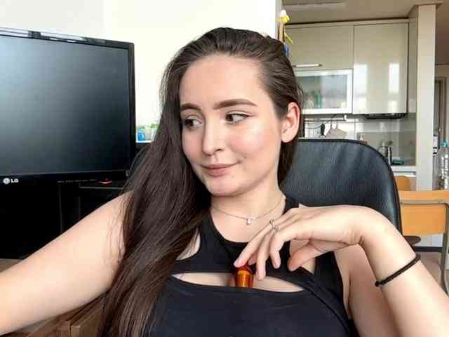 EmillyCarte webcam