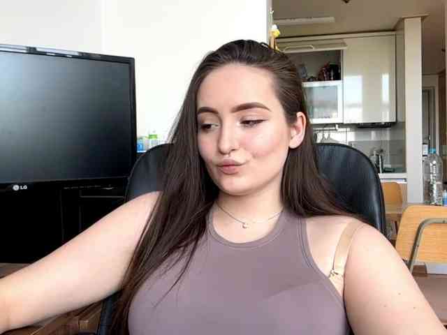 EmillyCarte webcam