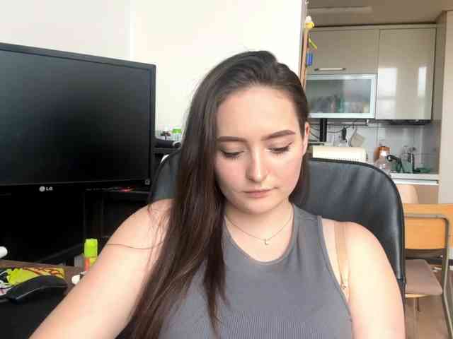 EmillyCarte webcam