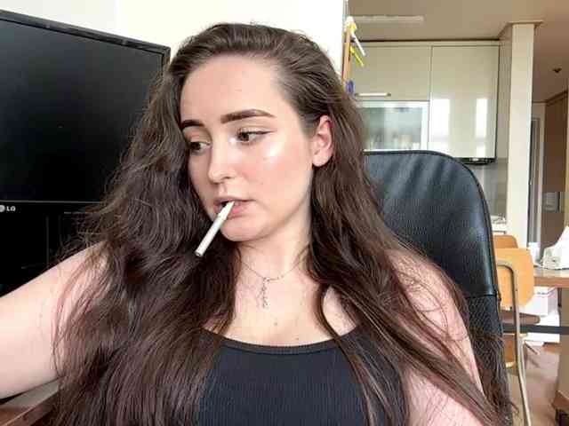 EmillyCarte webcam