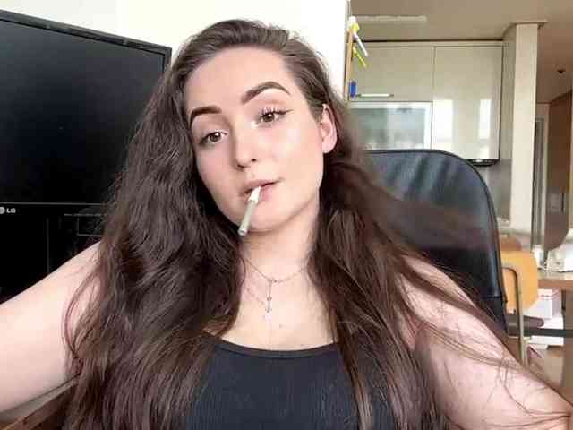 EmillyCarte webcam