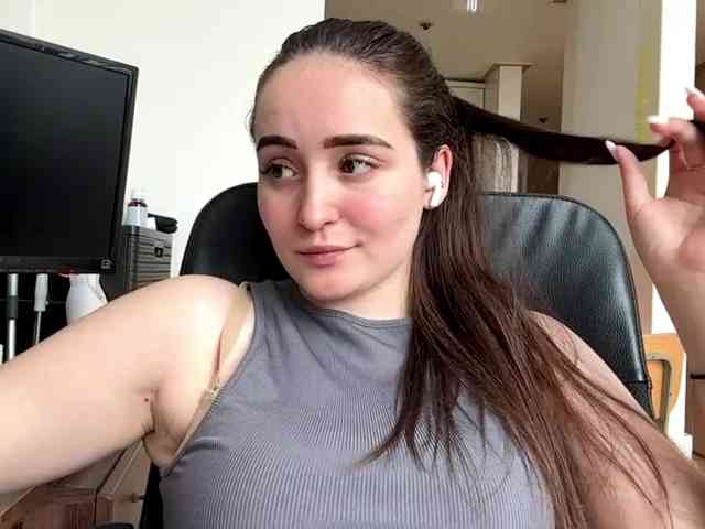 EmillyCarte webcam