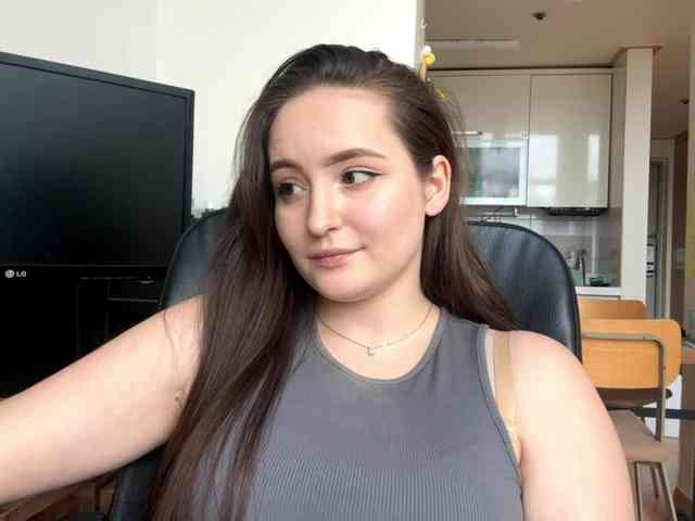 EmillyCarte webcam