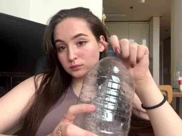 EmillyCarte Sex Cam Show