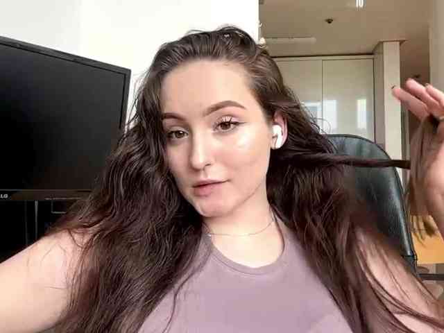EmillyCarte webcam