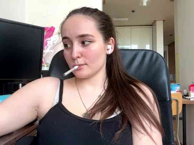 EmillyCarte webcam