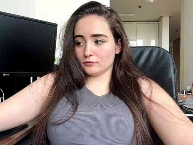 EmillyCarte webcam