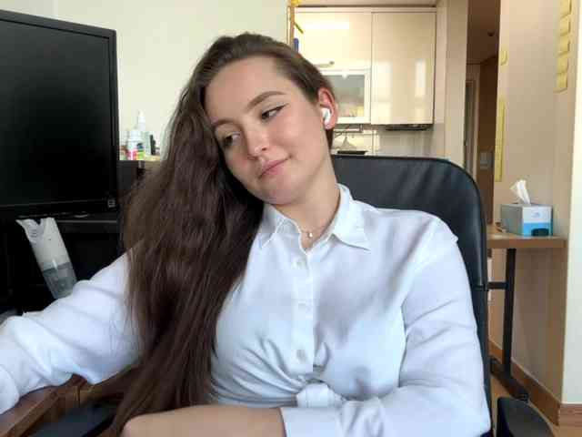 EmillyCarte webcam