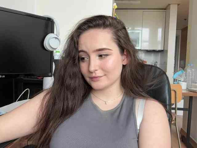 EmillyCarte webcam