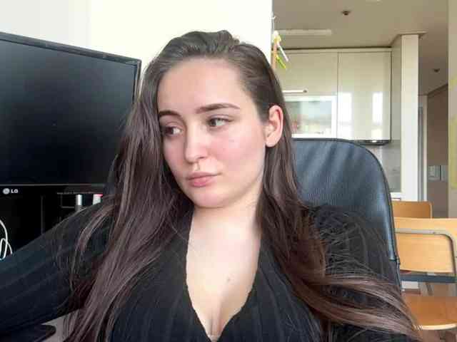 EmillyCarte webcam