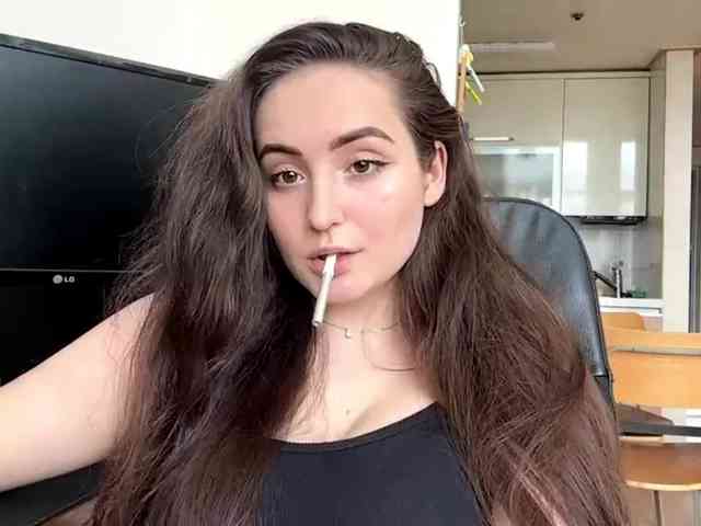 EmillyCarte webcam