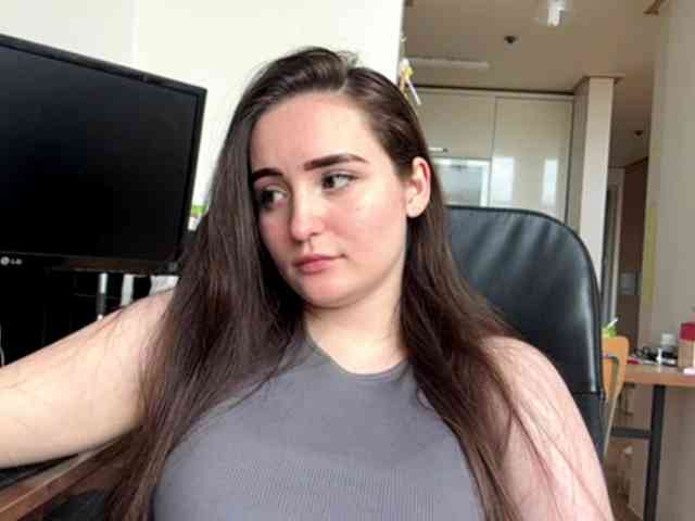 EmillyCarte webcam