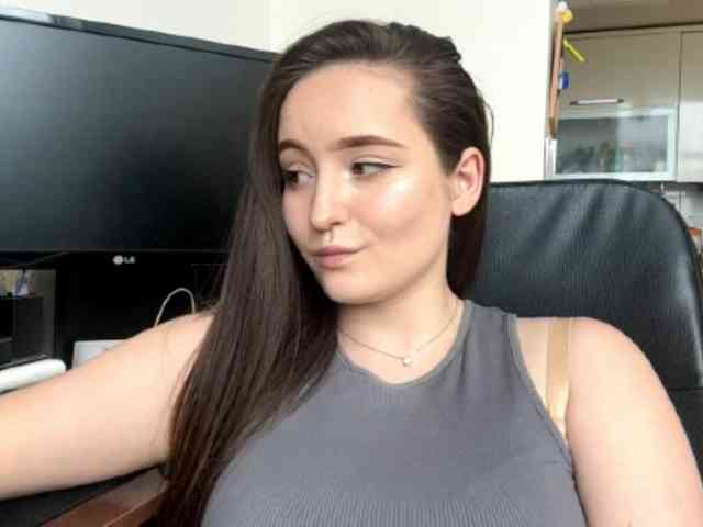 EmillyCarte webcam