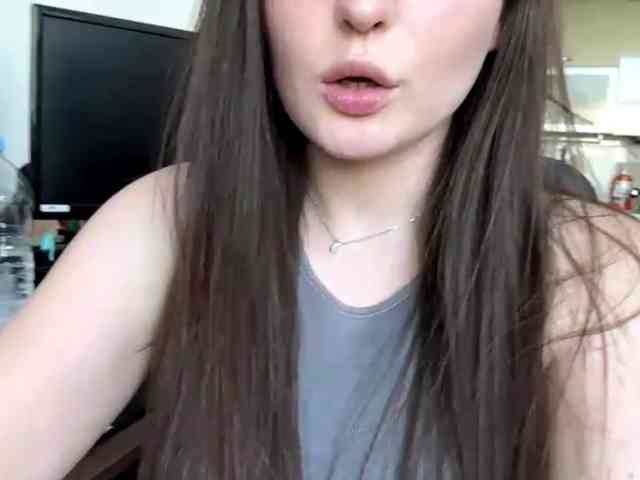 EmillyCarte webcam