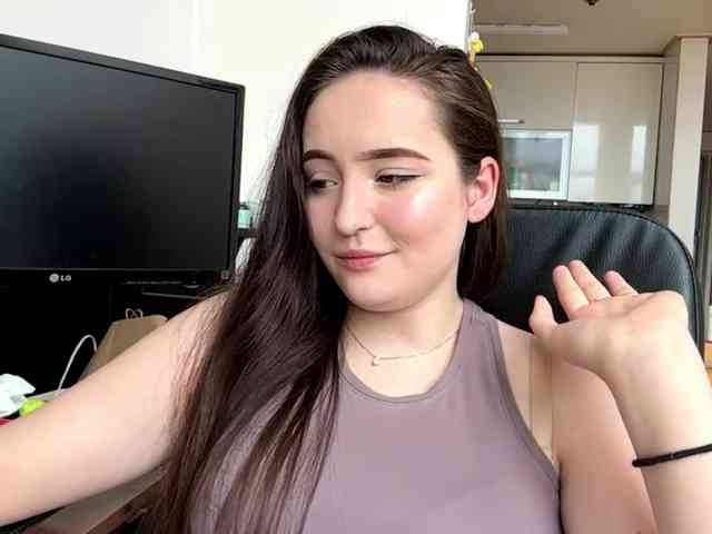 EmillyCarte webcam