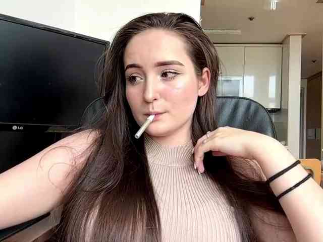 EmillyCarte webcam