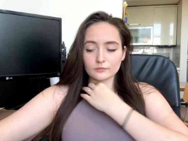 EmillyCarte webcam