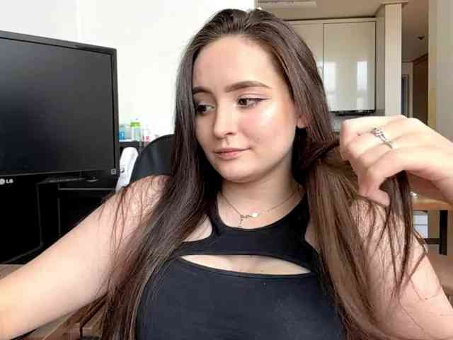 EmillyCarte webcam