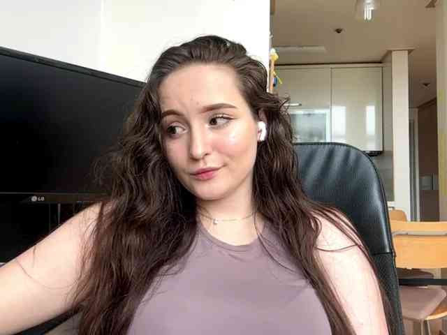 EmillyCarte webcam