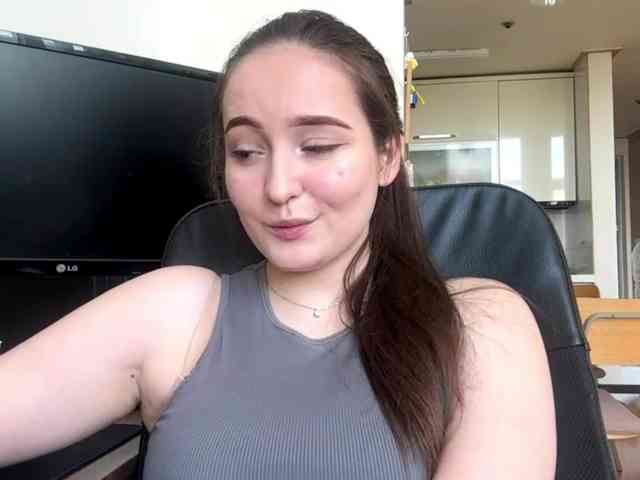 EmillyCarte webcam