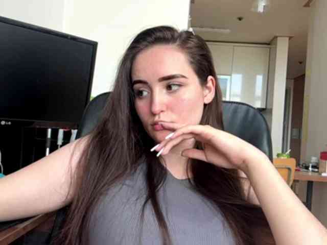 EmillyCarte webcam