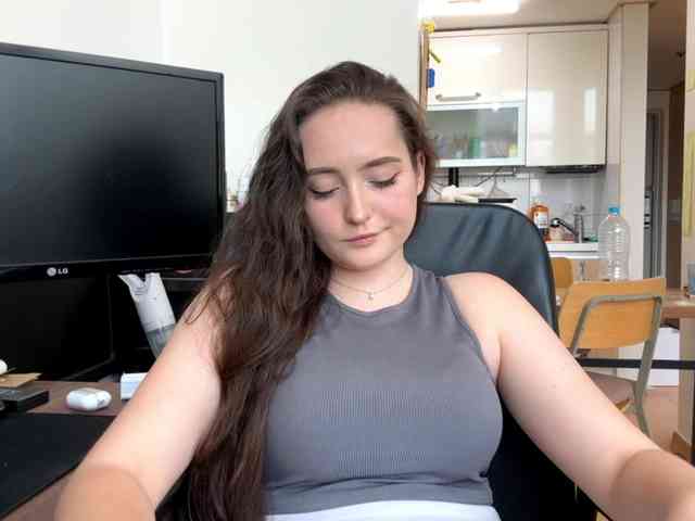 EmillyCarte webcam