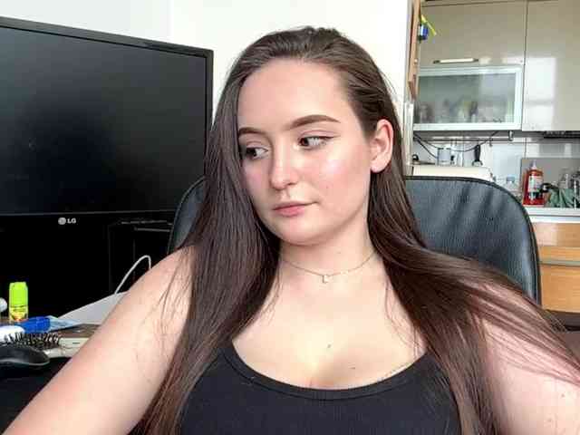 EmillyCarte webcam