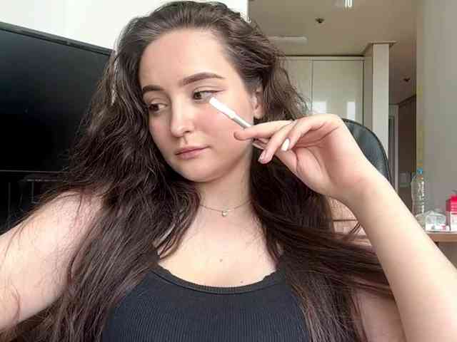 EmillyCarte webcam