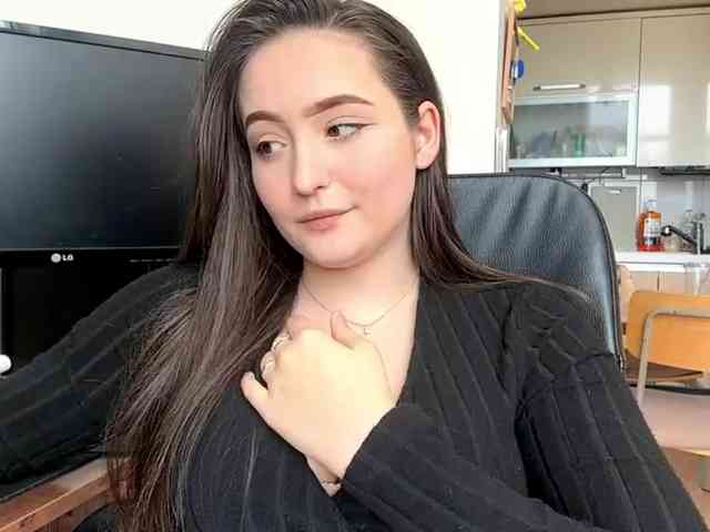 EmillyCarte webcam
