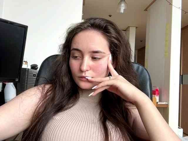 EmillyCarte webcam