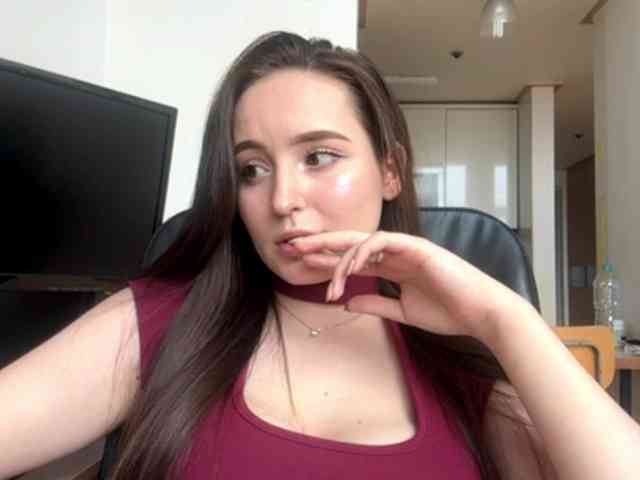 EmillyCarte webcam
