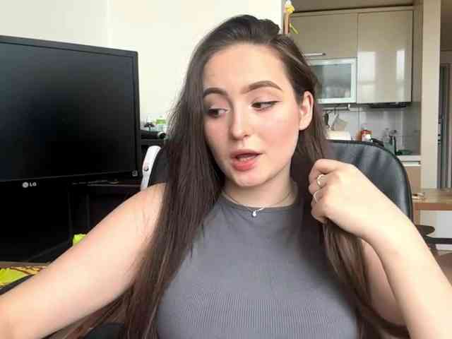 EmillyCarte webcam
