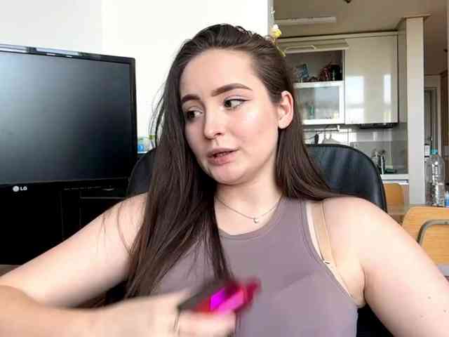 EmillyCarte webcam