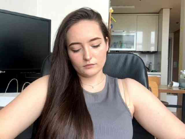 EmillyCarte webcam