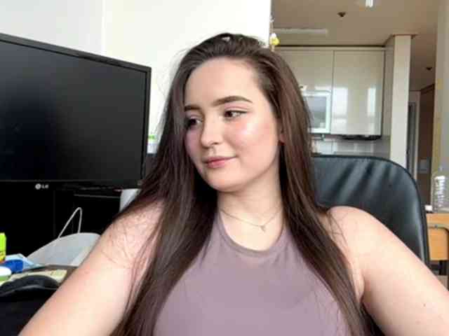 EmillyCarte webcam